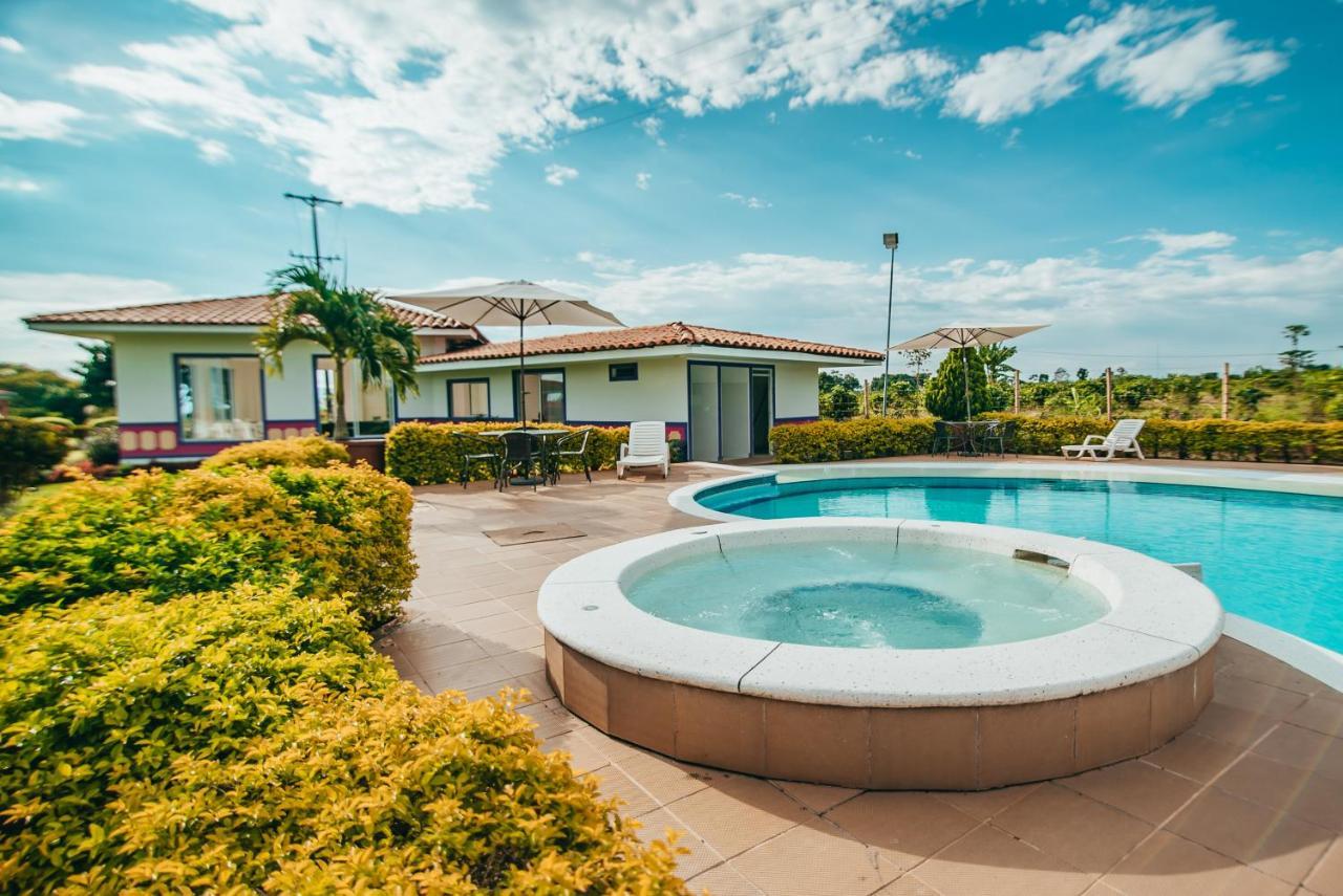 Hotel Arrayanes Del Quindio Montenegro Exterior photo