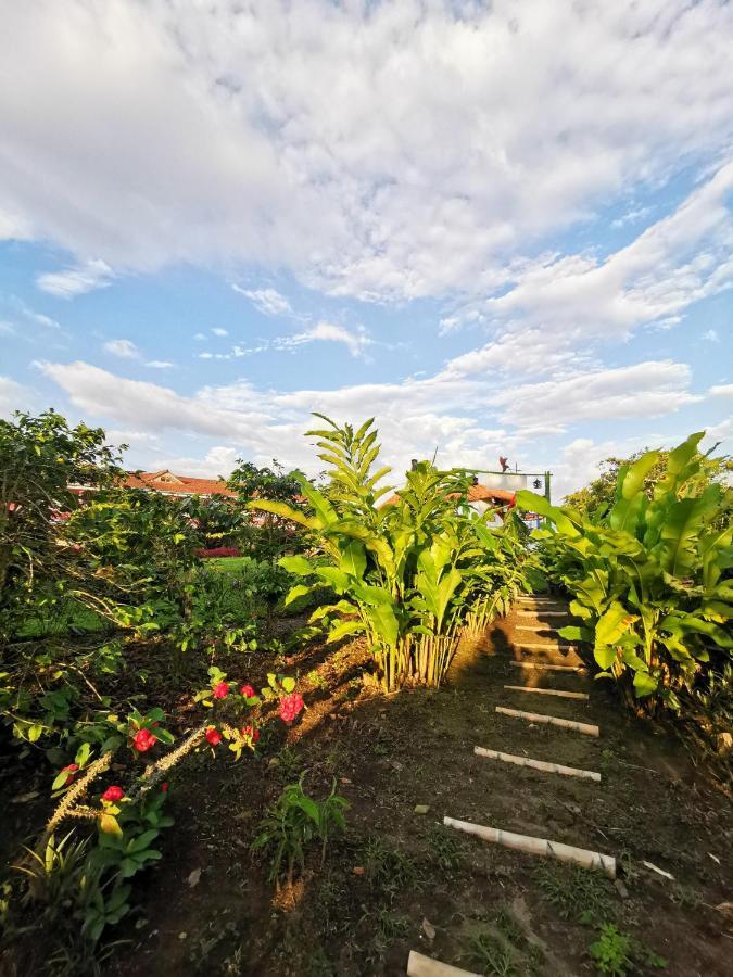 Hotel Arrayanes Del Quindio Montenegro Exterior photo