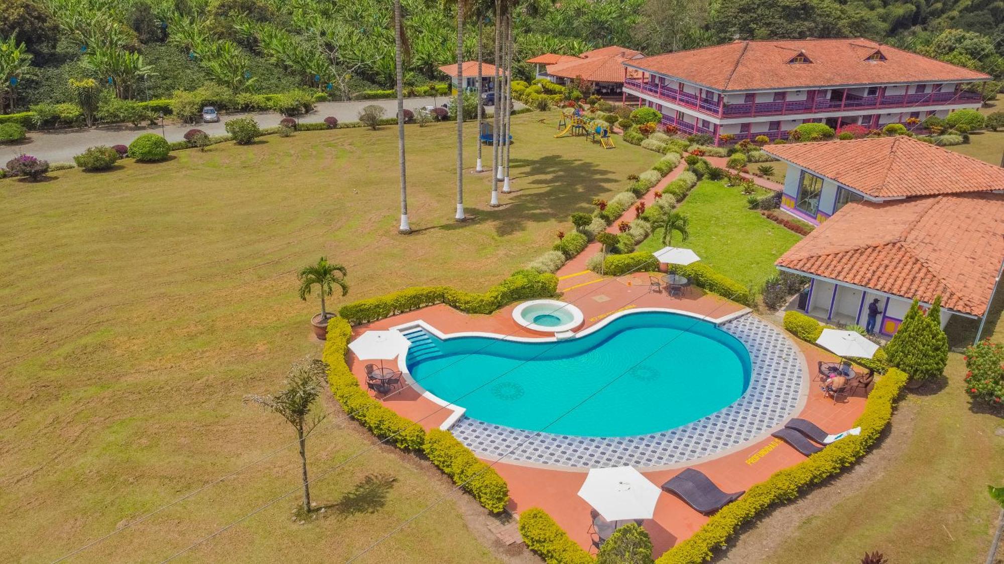 Hotel Arrayanes Del Quindio Montenegro Exterior photo